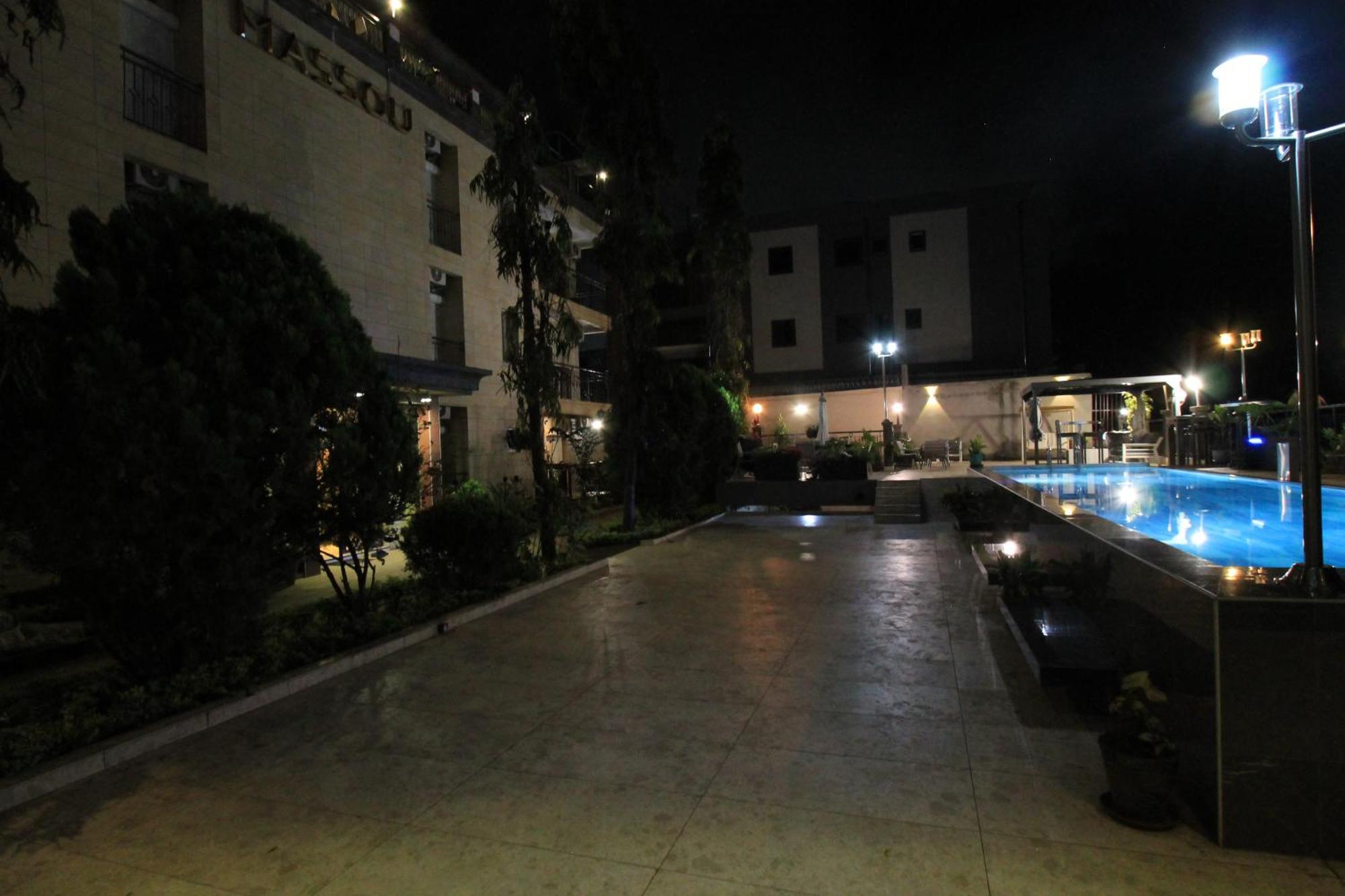 Residence Massou Yaoundé Eksteriør bilde